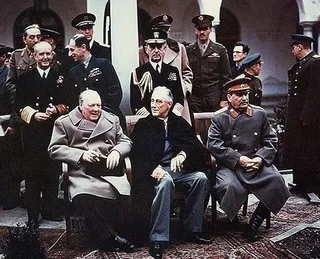 第二次世界大戦と冷戦の幕開け 3つの戦争とその間に始まった4つ目の戦争