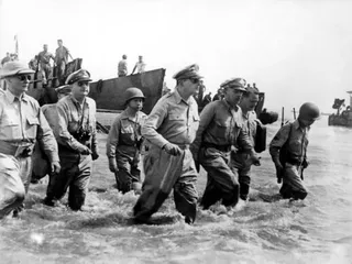 戦後日本の自虐史観と韓国における自虐史観。これは表裏一体のGHQの政策