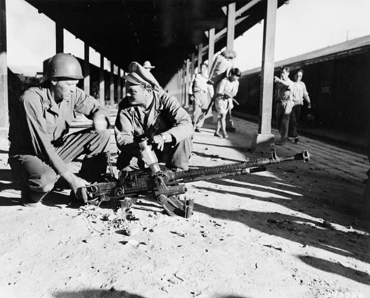日本の戦後復興は自力回復の奇跡。朝鮮戦争を境に製造業が息を吹き返した。