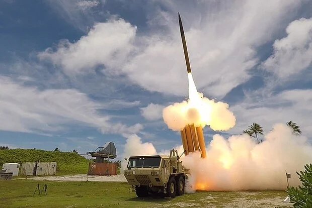 防衛ラインの南下 冷戦崩壊後のアジア太平洋地域での防衛ラインは変わったことを認識