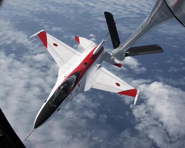 F-2戦闘機